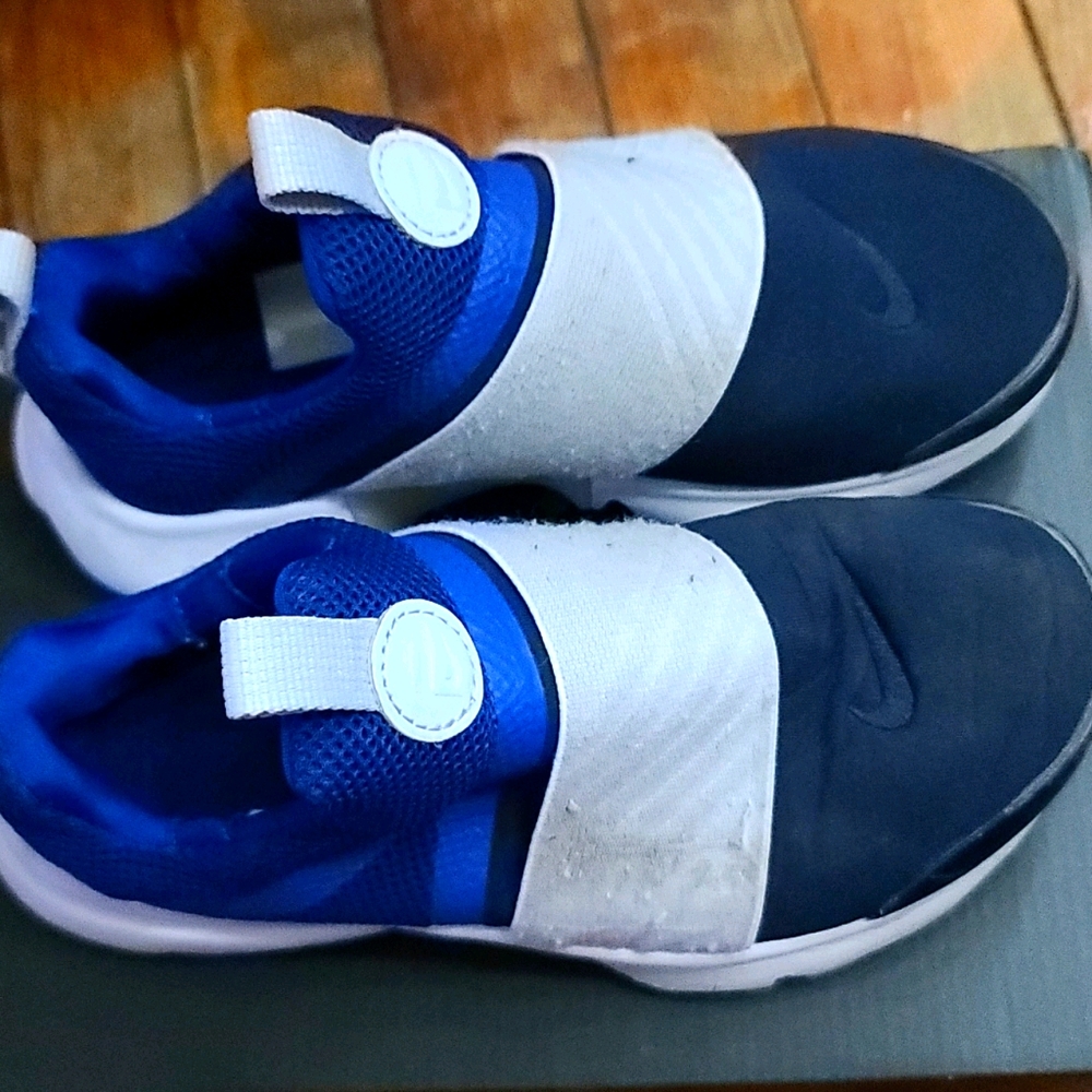 Nike for boys size 1y